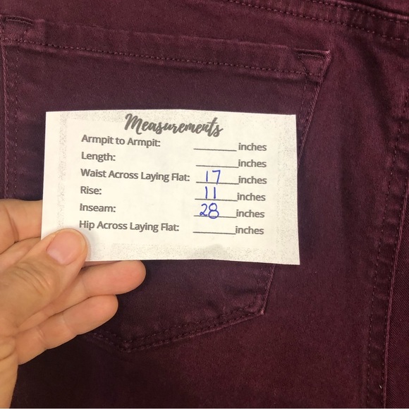 Nine West Women’s Pull On Pant Back Patch Pockets Denim Look Burgundy - Picture 7 of 9